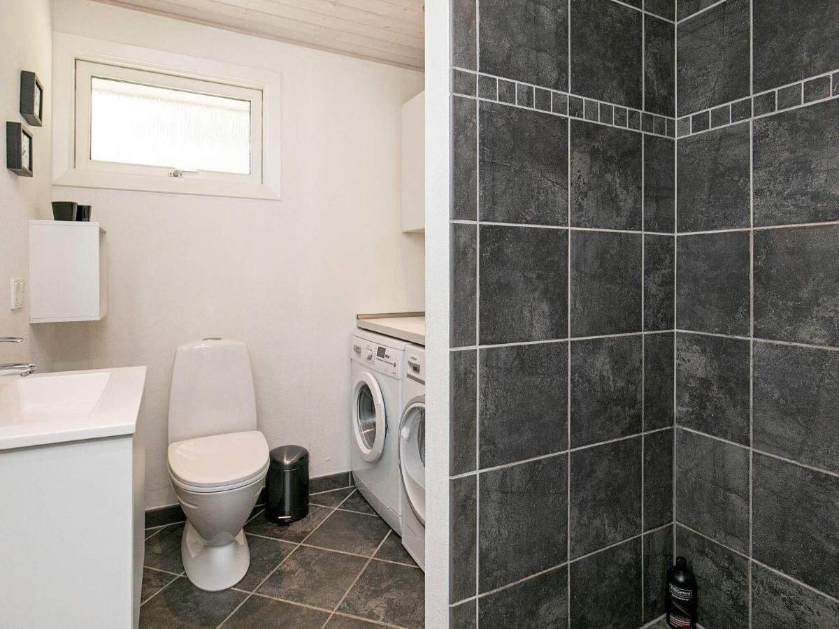 6 Person Holiday Home In Hemmet エクステリア 写真