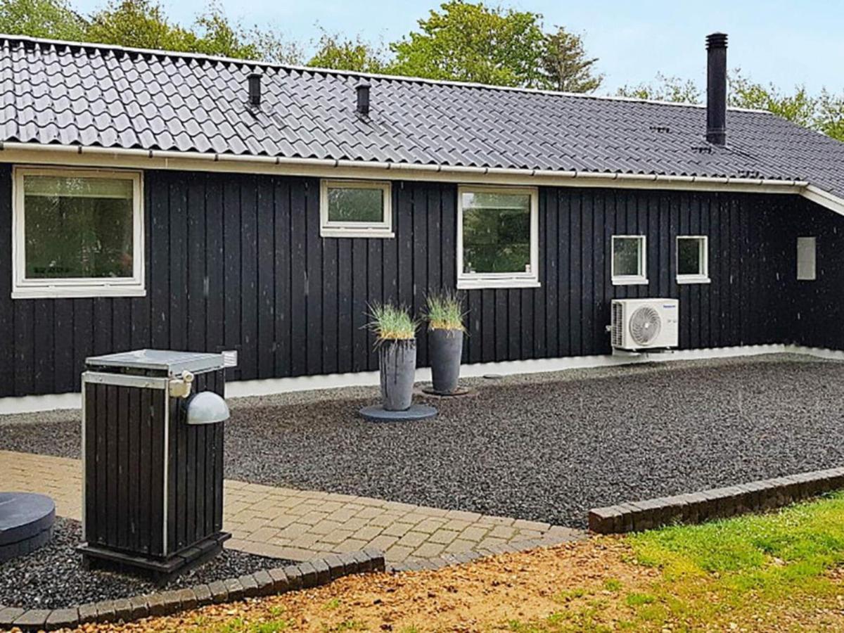 6 Person Holiday Home In Hemmet エクステリア 写真